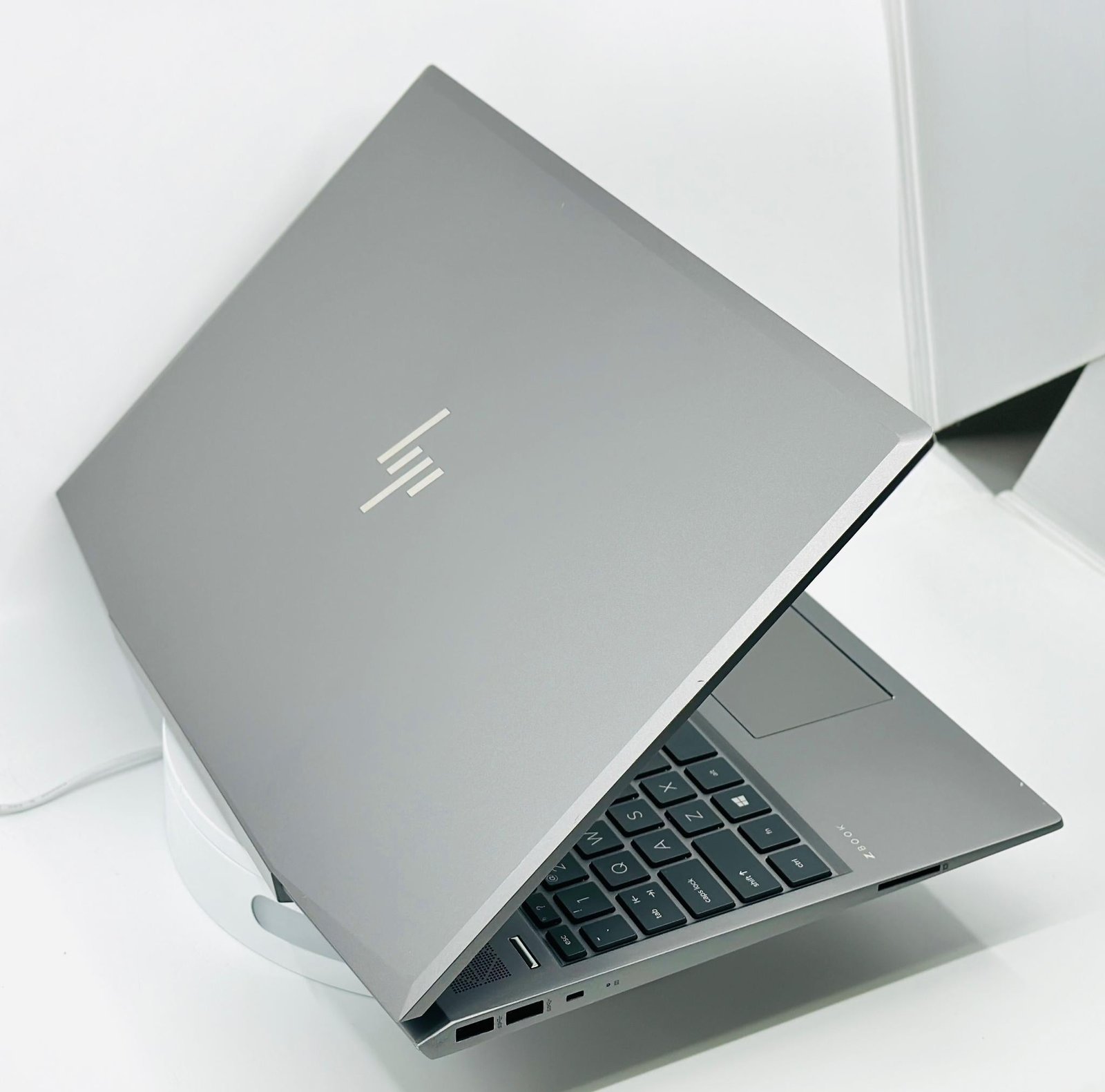 HP ZBook 15V G5 Ex-Lease laptop i5-8300H Turbo 4.0Ghz 16GB RAM 500GB NVME SSD 15.6 Inch with Windows 11 Pro:圖片 6